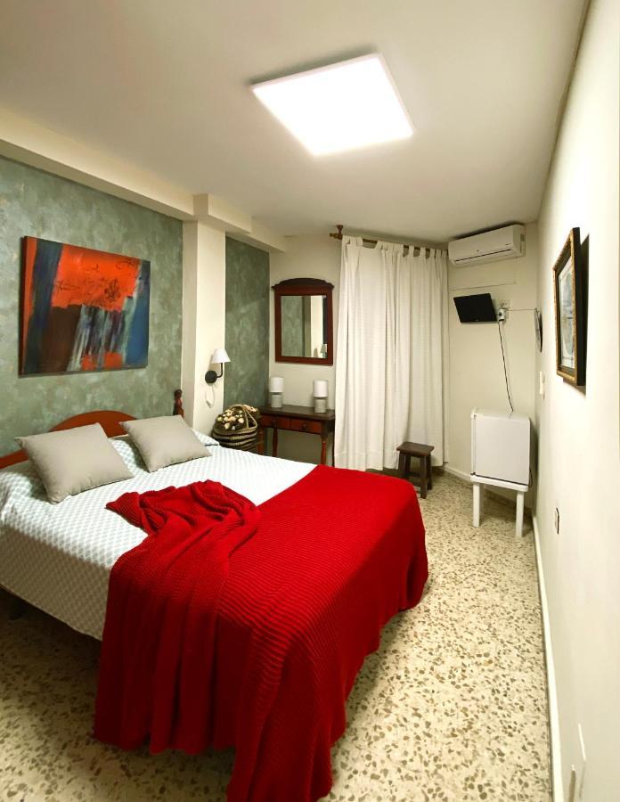 Hostal Azahara Nerja Extérieur photo